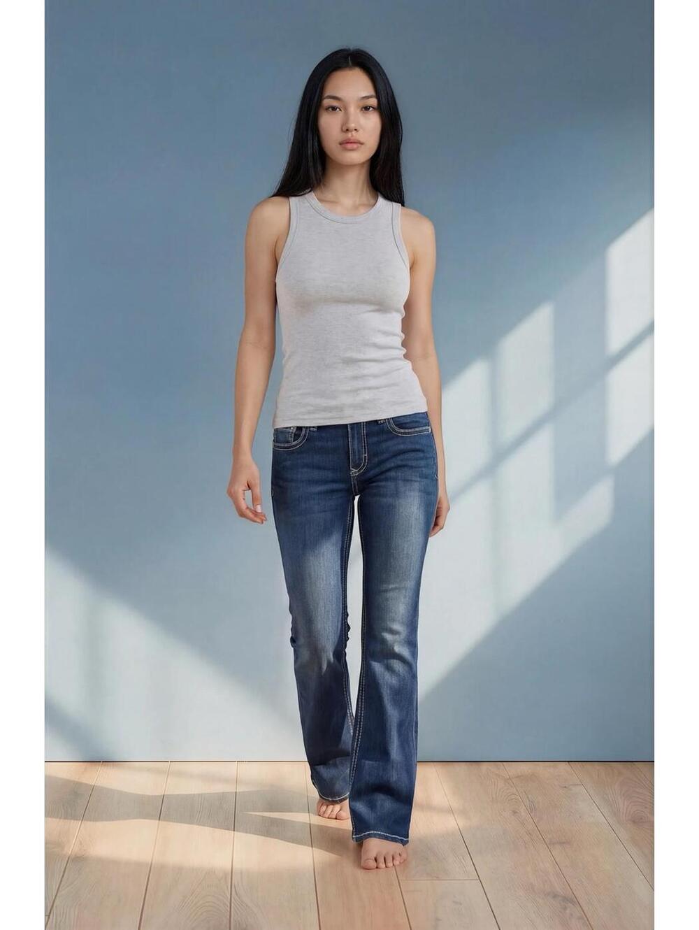 Women’s Express Stretch Bell Flare Dark Blue Denim Jeans Size 6R  Mid Rise 9.5"